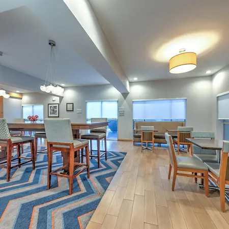 Hampton Inn Phoenix Midtown Downtown Area-3